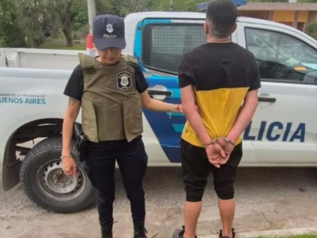 Rob dos telfonos de una casa y lo aprehendieron